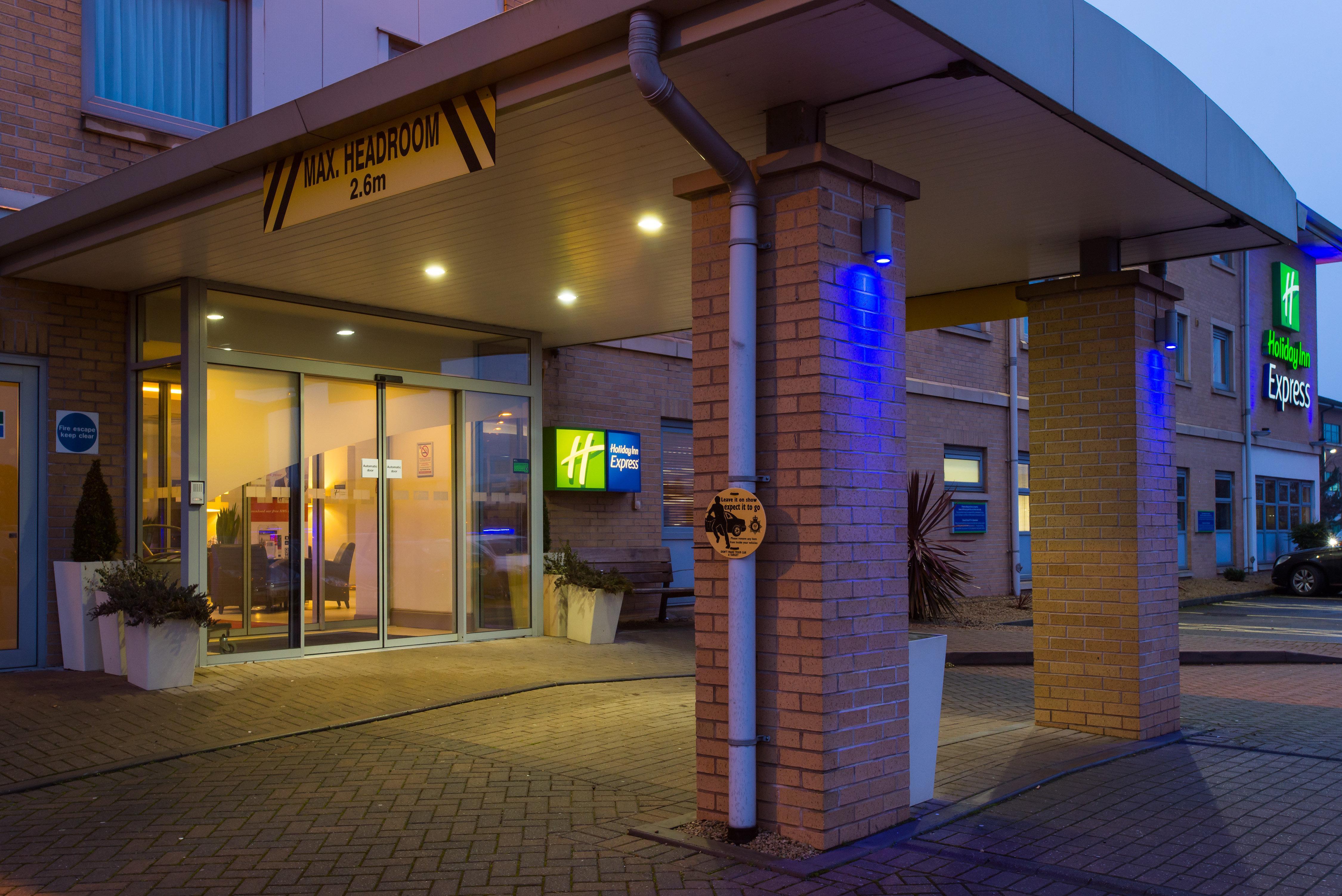 קאסל דונינגטון Holiday Inn Express East Midlands Airport By Ihg מראה חיצוני תמונה