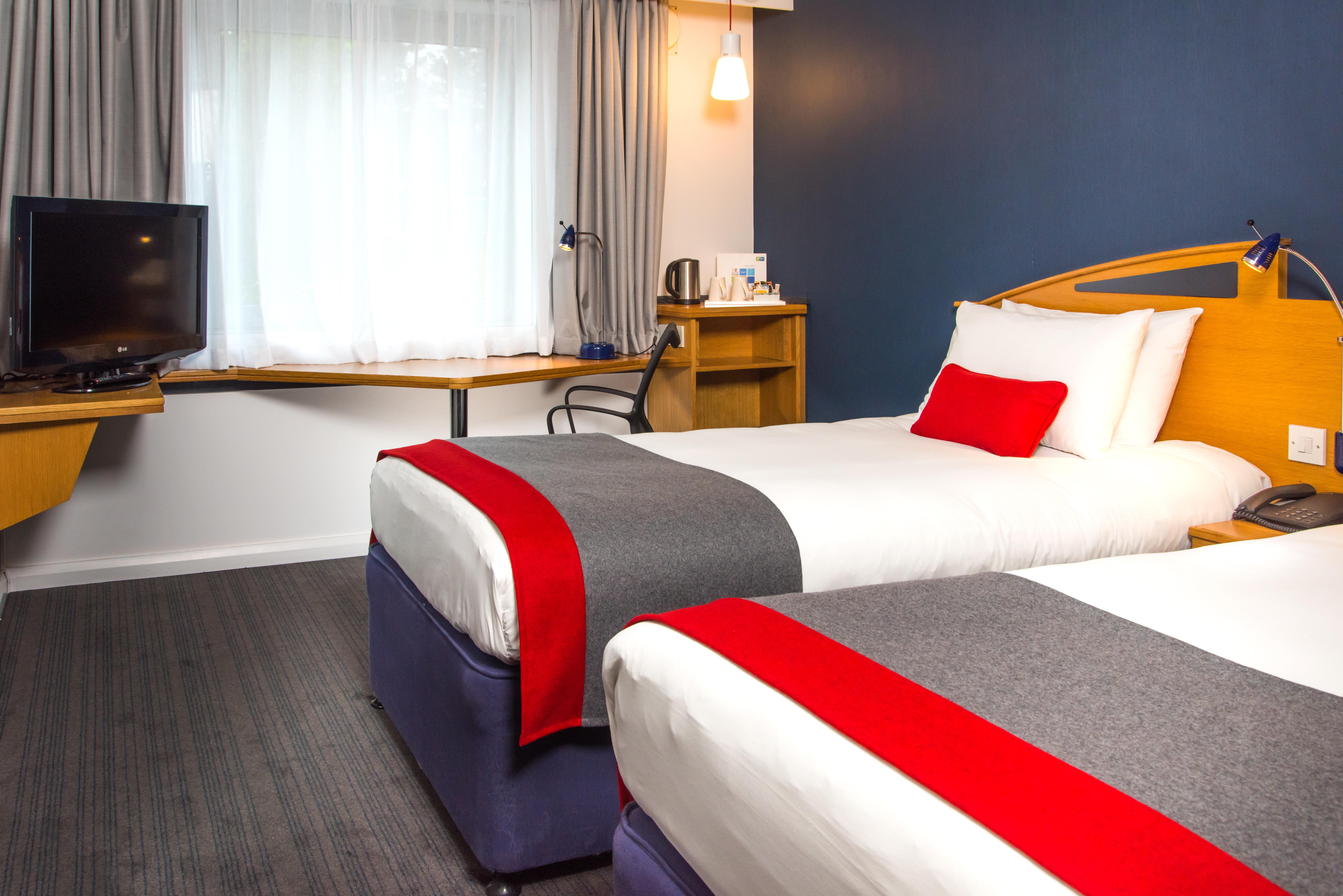 קאסל דונינגטון Holiday Inn Express East Midlands Airport By Ihg מראה חיצוני תמונה