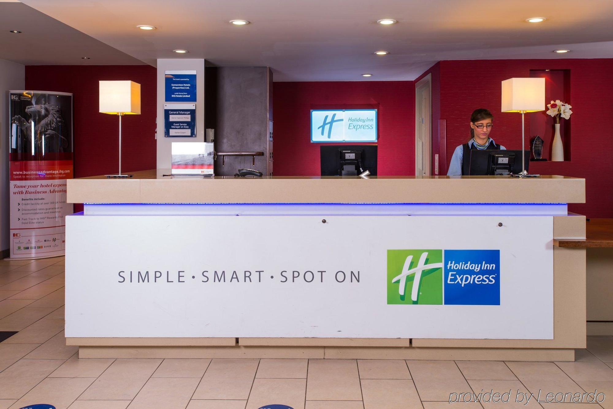 קאסל דונינגטון Holiday Inn Express East Midlands Airport By Ihg מראה חיצוני תמונה