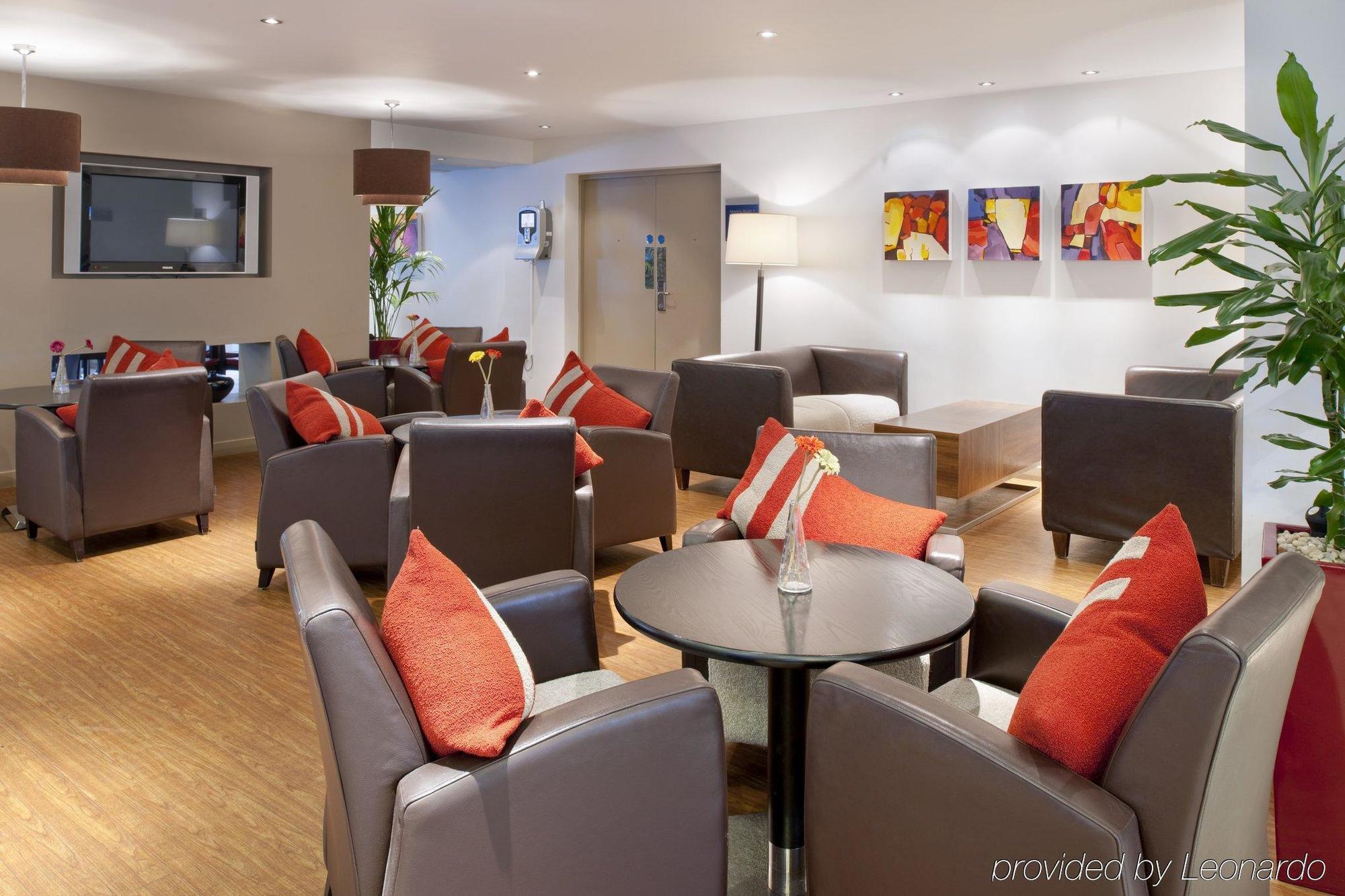 קאסל דונינגטון Holiday Inn Express East Midlands Airport By Ihg מסעדה תמונה