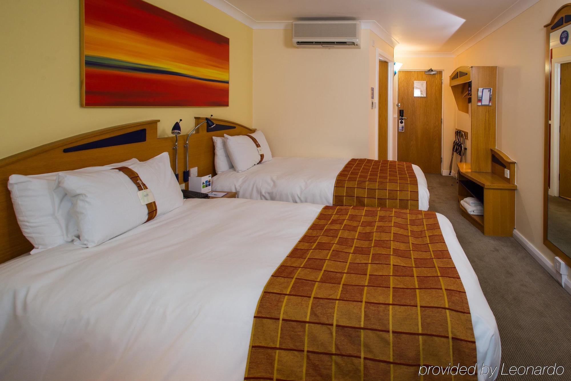 קאסל דונינגטון Holiday Inn Express East Midlands Airport By Ihg מראה חיצוני תמונה