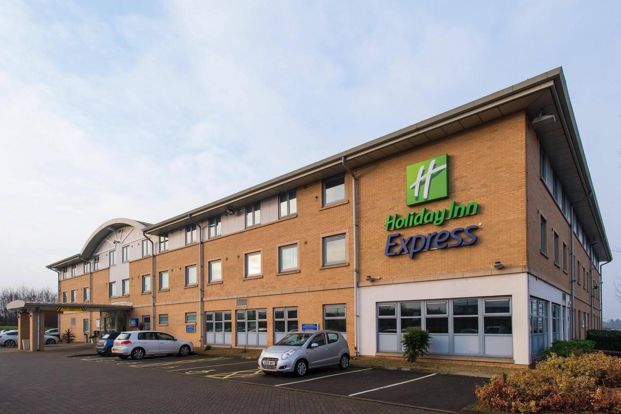 קאסל דונינגטון Holiday Inn Express East Midlands Airport By Ihg מראה חיצוני תמונה